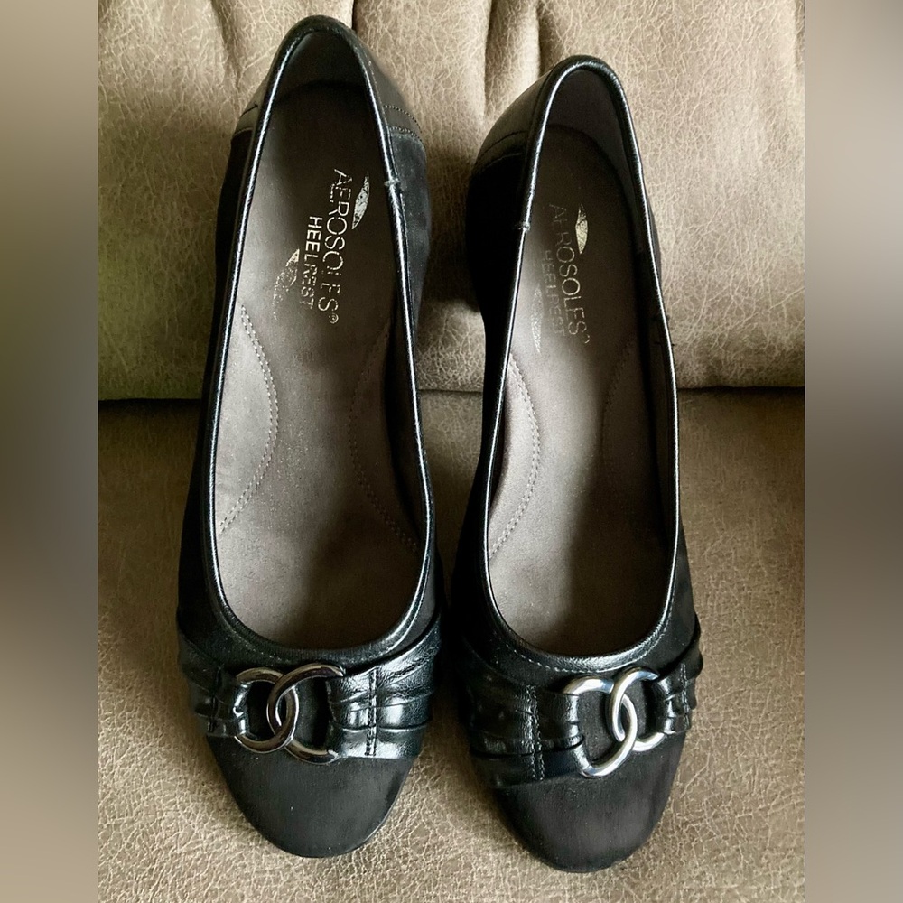 AEROSOLES Women's Black Dress Heels